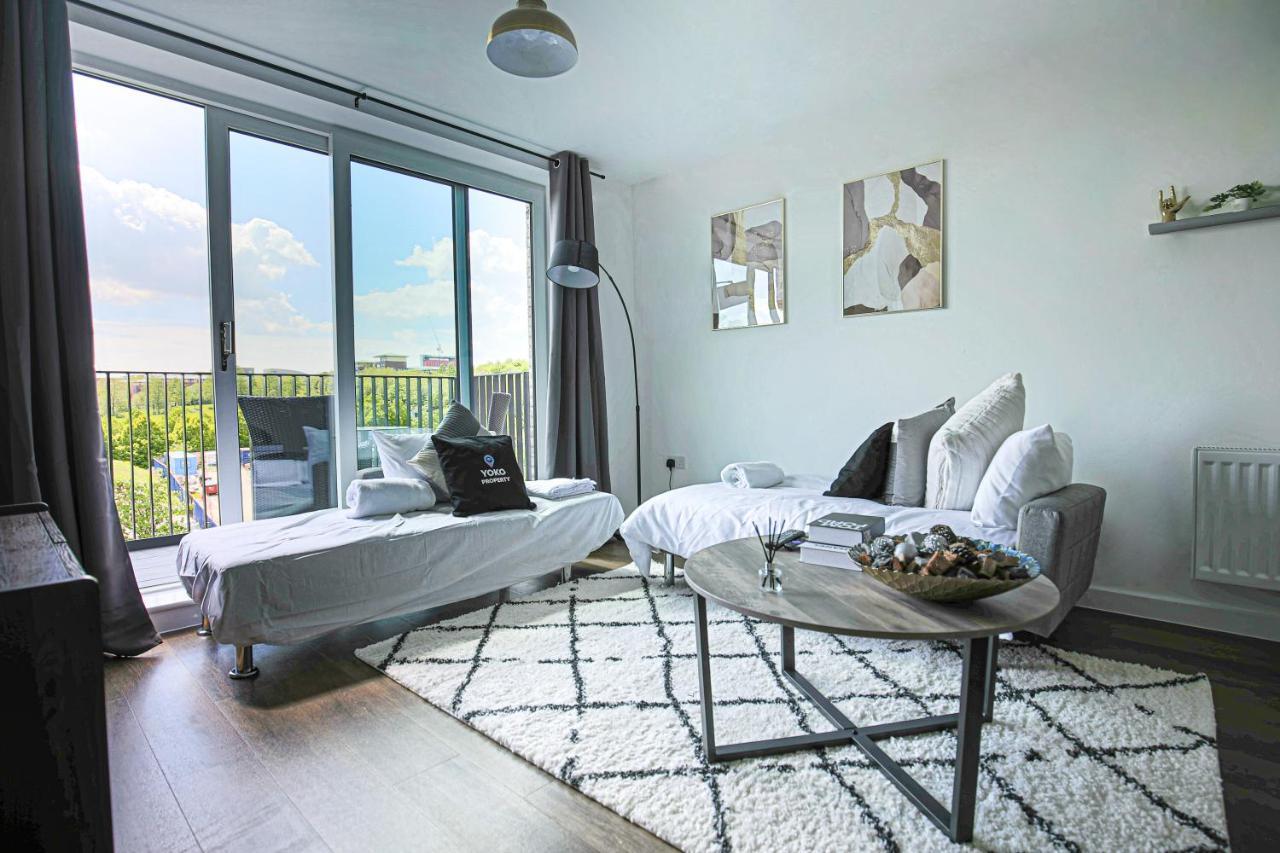 Penthouse Apartment - City Centre - Secure Parking, Balcony, Self-Check-In, Fast Wifi And Smart Tv With Netflix By Yoko Property Милтон-Кейнс Экстерьер фото
