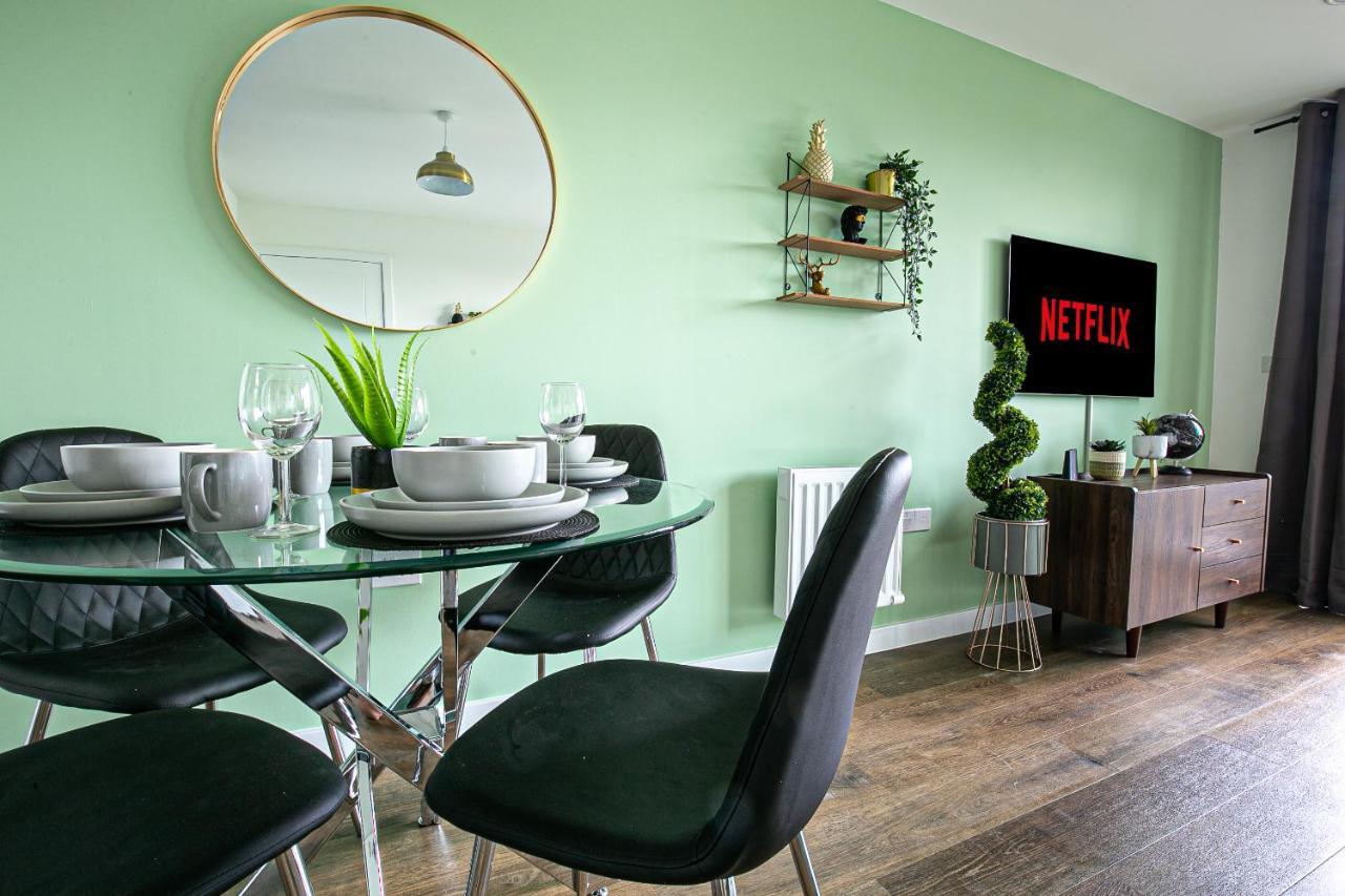 Penthouse Apartment - City Centre - Secure Parking, Balcony, Self-Check-In, Fast Wifi And Smart Tv With Netflix By Yoko Property Милтон-Кейнс Экстерьер фото
